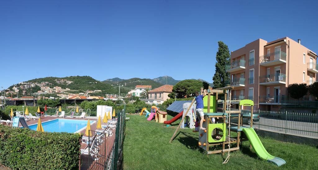 Residence Mizar Pietra Ligure Kültér fotó