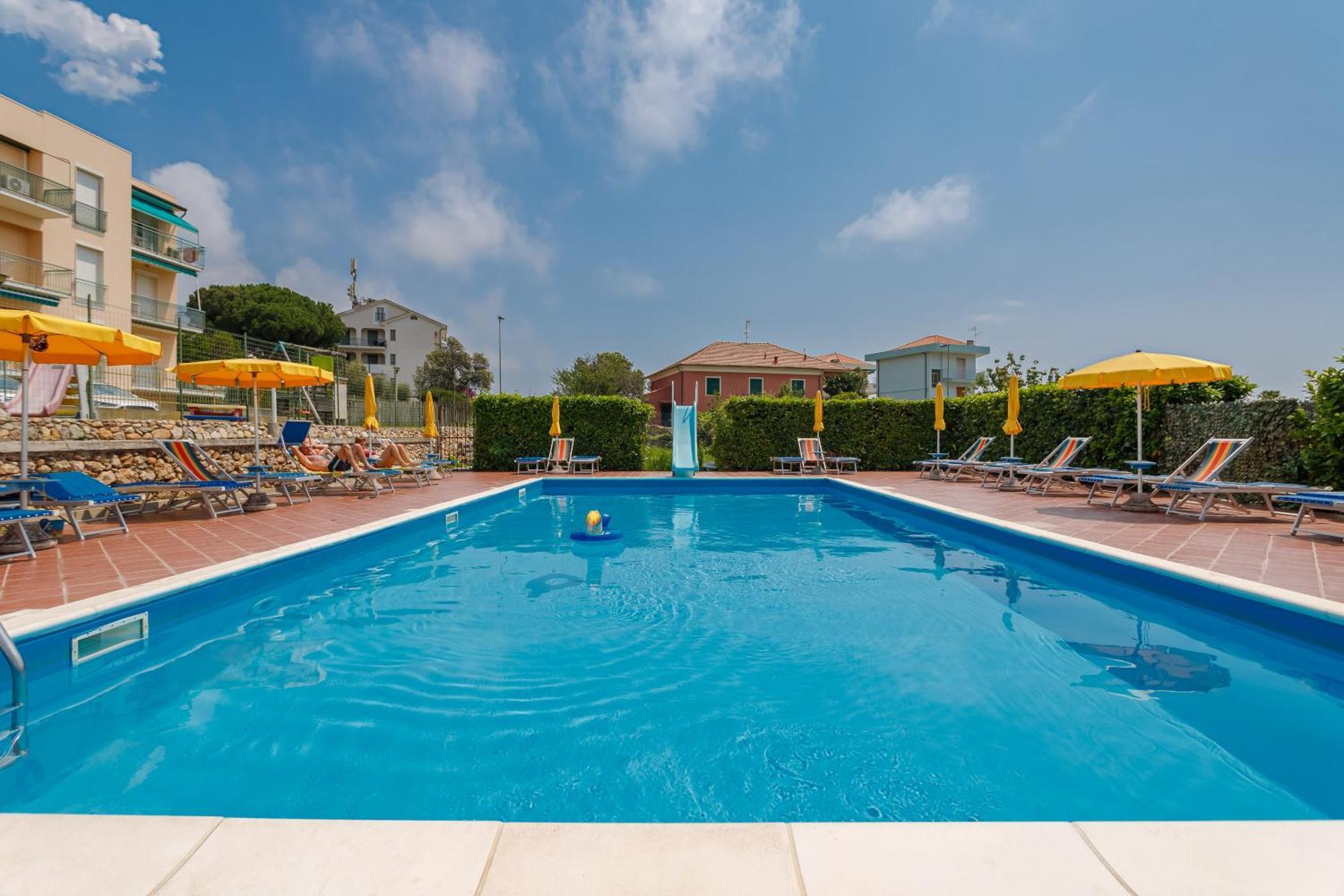 Residence Mizar Pietra Ligure Kültér fotó